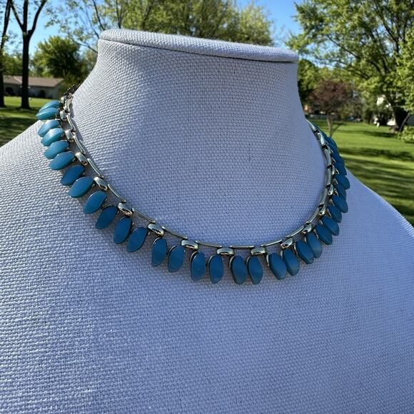 Vintage 50s Claudette Aqua Blue Thermoset Necklace Signed - Picture 2 of 8